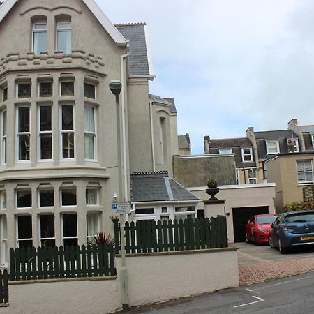 Grosvenor House Bed & Breakfast Ilfracombe Exterior photo